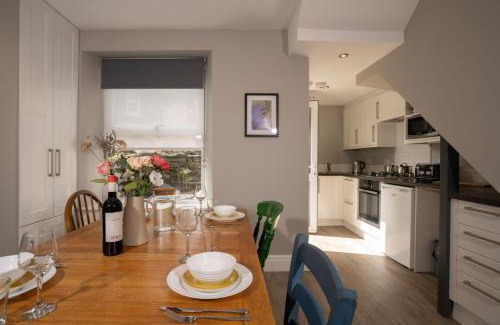 Ambleside House | Morland Contemporary Lakeland Home by LetMeStay