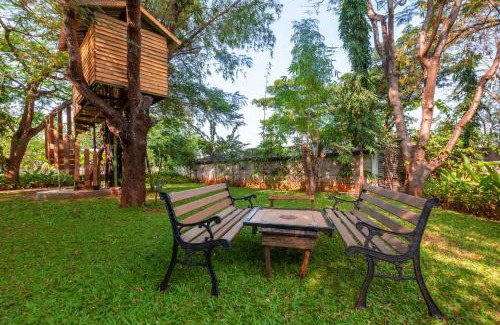 Nashik Villa | Morning Dew Retreat by StayVista - Modern interiors, Indoor games, Lush greenery, Pool & Gazebo await your escape