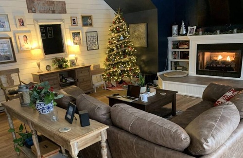 Slaty Fork House | MorningGloryInn.com 5 Star Inn at Snowshoe
