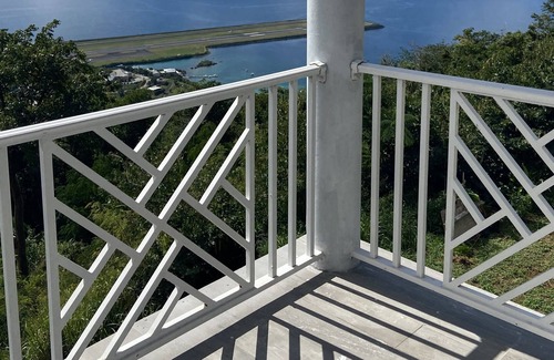 Estate Lindbergh Bay Apartment | Morowas Hidaway