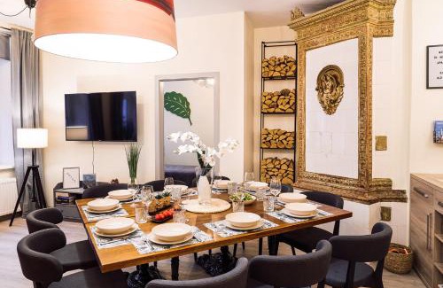 Old Town Apartment | MORRISON apartment/15 guests/7bedrooms/Riga Old Town