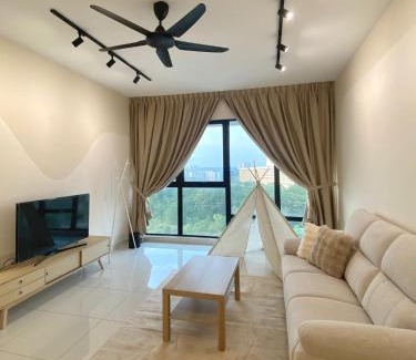 Central District Apartment | Mosaic Southkey 4BR 14 pax