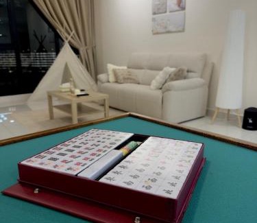 Central District Apartment | Mosaic Southkey 4BR 14 pax