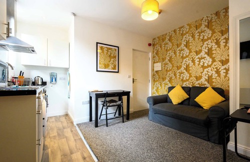 Moseley Apartment | Moseley Mews House Su