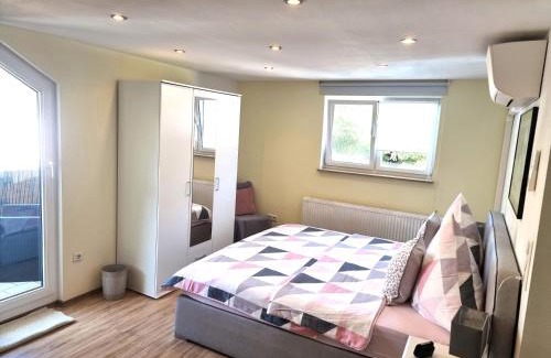 Historic Downtown Apartment | Moseltraum-Fewo mit Klimaanlage-Burgblick und Balkon