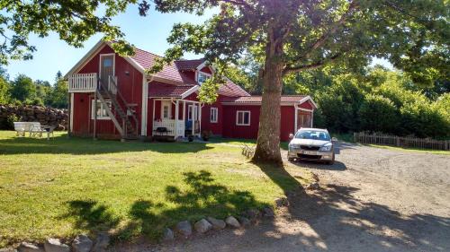 Emmaboda House | Moshults Vandrarhem