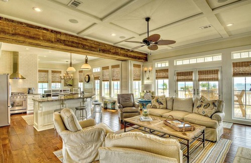 Crystal Beach House | Moss Landing-Luxury Oceanfront Getaway on Crystal Beach, TX