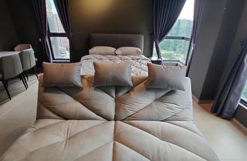 Sungai Penchala Apartment | Mossaz by OliverHome - 3Pax - SmartTV-1Utama