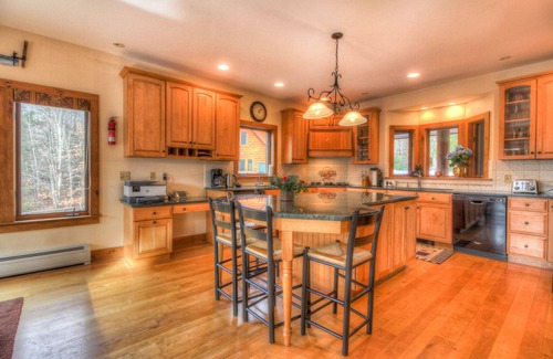 Wilmington House | Most Luxurious 7000 Sq. ft. Log Estate — Pool, Hot Tub, Privacy & Lake Access!