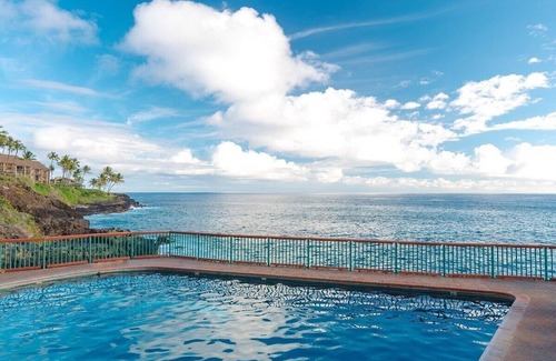 Poipu Condo | MOST STUNNING Oceanfront Views, A/c, Washer/Dryer, Kitchen, Elevator, Beach 0.5m