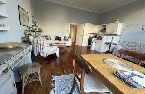 Pembridge Apartment | Most stylish Notting Hill apartment with private patio next to Portobello Rd