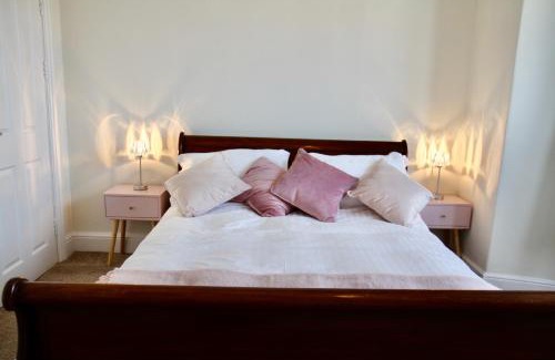 Llandudno Apartment | Mostyn Villa Free Private Parking