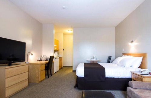 Drayton Valley House | Motel ∙ 10 guests