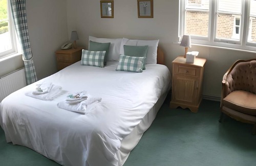 Aldbury House | Motel ∙ 127 guests