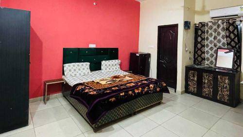 Phagwara House | Motel ∙ 3 guests