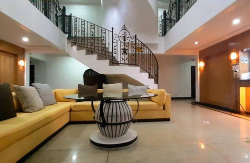 Ermita Night District House | Motel ∙ 3 guests