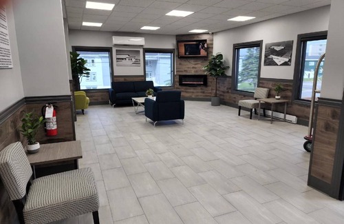 Stephenville House | Motel ∙ 4 guests