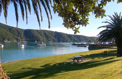 Waikawa Bay Hotel | Motel ∙ 4 guests