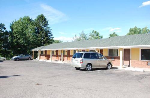 Mount Laurel Hotel | Motel ∙ 4 guests