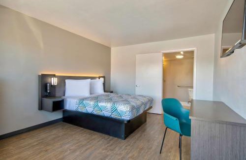 Northeast Heights Hotel | Motel 6-Albuquerque, NM - Carlisle
