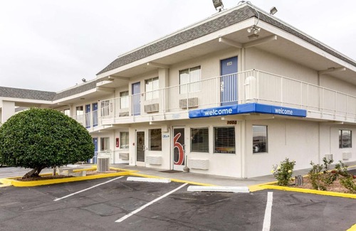 Albuquerque Hotel | Motel 6-Albuquerque, NM - South - Airport