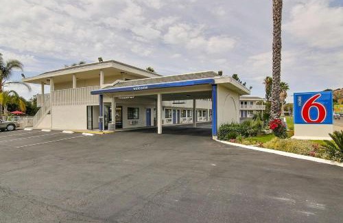 Buellton Hotel | Motel 6-Buellton, CA - Solvang Area