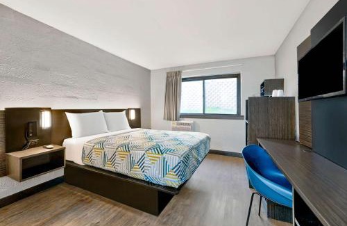 Southwest Area Hotel | Motel 6-Cedar Rapids, IA - Airport
