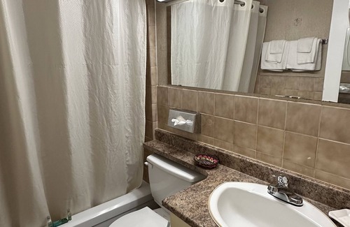 Cornwall Hotel | Motel 6 – Cornwall, ON