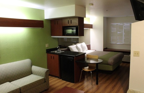 Dixon Hotel | Motel 6 Dixon, CA