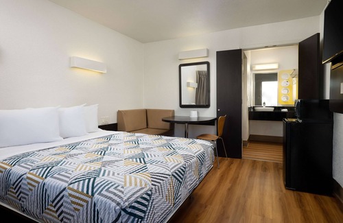 Goleta Hotel | Motel 6 Goleta, CA - Santa Barbara