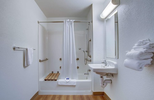 Grants Pass Hotel | Motel 6 Grants Pass, OR