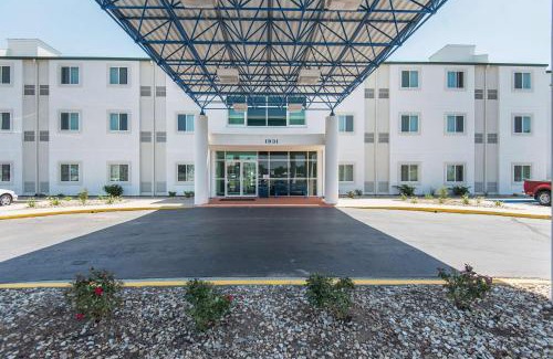 Junction City Hotel | Motel 6-Junction City, KS