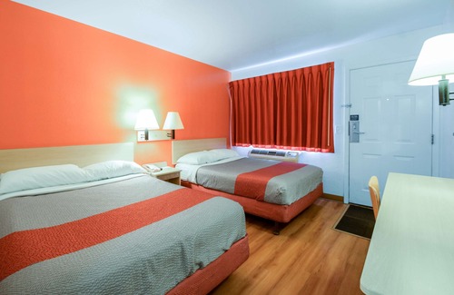 Kelso Hotel | Motel 6 Kelso - Mt. St. Helens