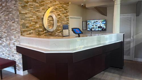 Lake City Hotel | Motel 6 Lake City, FL – Medical Center