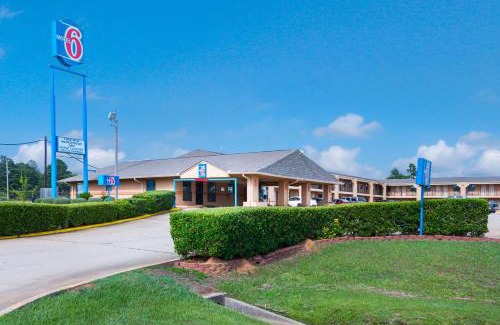 Marshall Hotel | Motel 6-Marshall, TX