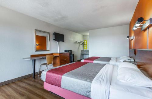 Mount Vernon Hotel | Motel 6-Mount Vernon, IL
