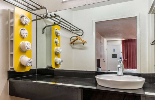 Natchitoches Hotel | Motel 6 Natchitoches, LA
