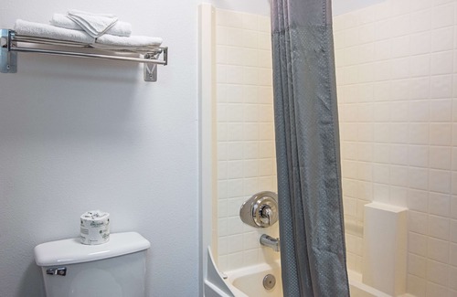Newport Hotel | Motel 6 Newport, OR