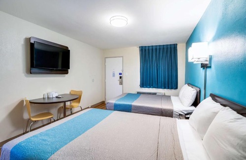 Odessa Hotel | Motel 6-Odessa, TX - 2nd Street