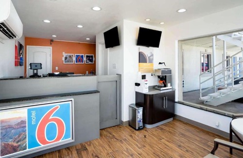 Odessa Hotel | Motel 6-Odessa, TX - 2nd Street