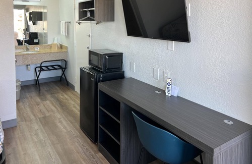Odessa Hotel | Motel 6 Odessa, TX