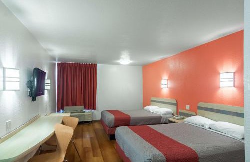 Central Oklahoma City Hotel | Motel 6-Oklahoma City, OK - South