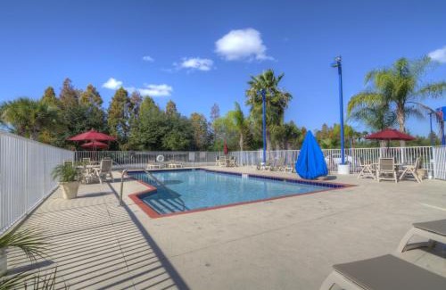 Florida Center Hotel | Motel 6-Orlando, FL - International Dr