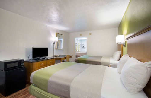 Parkersburg Hotel | Motel 6 Parkersburg, WV
