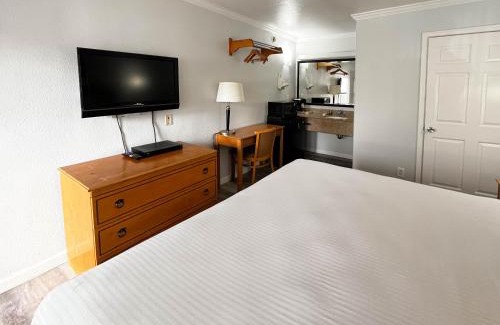 Marina District Hotel | Motel 6 San Francisco CA Lombard Street