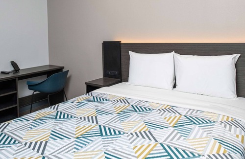 Central San Pedro Hotel | Motel 6 San Pedro, CA – Port Of Los Angeles