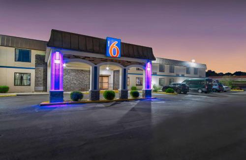 Springfield Hotel | Motel 6-Springfield, OH