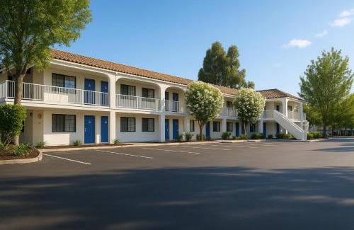 Thousand Oaks Hotel | Motel 6-Thousand Oaks, CA