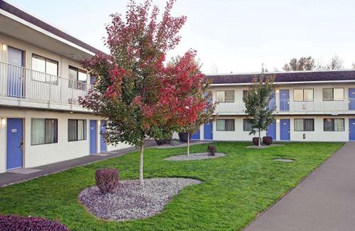 Troutdale Hotel | Motel 6-Troutdale, OR - Portland East