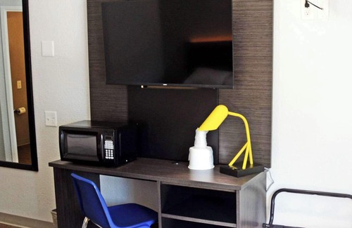 West Des Moines Hotel | Motel 6 West Des Moines, IA